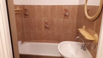Appartement à louer, 51m², Nîmes