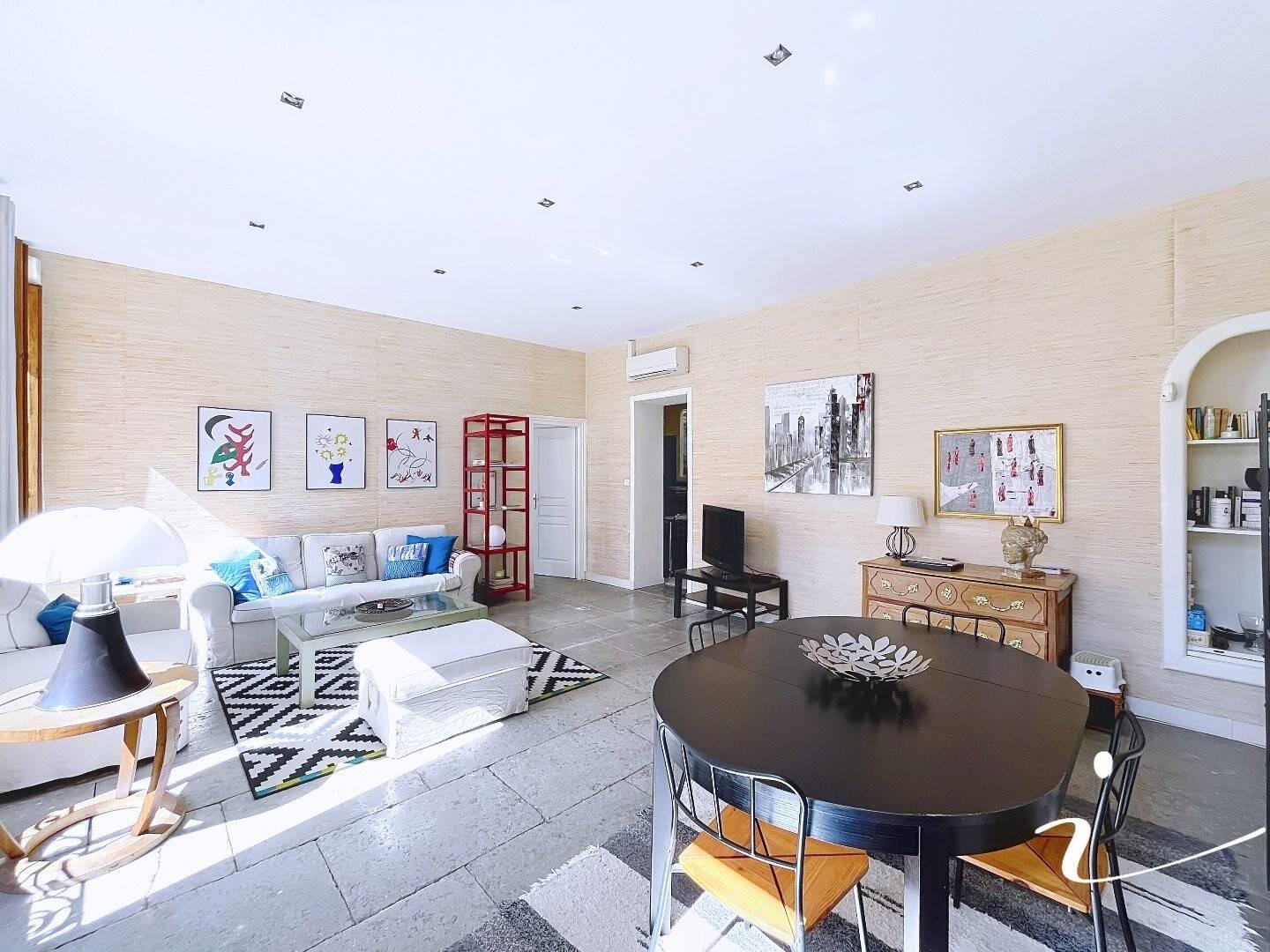 Appartement à vendre, 86m², Nîmes