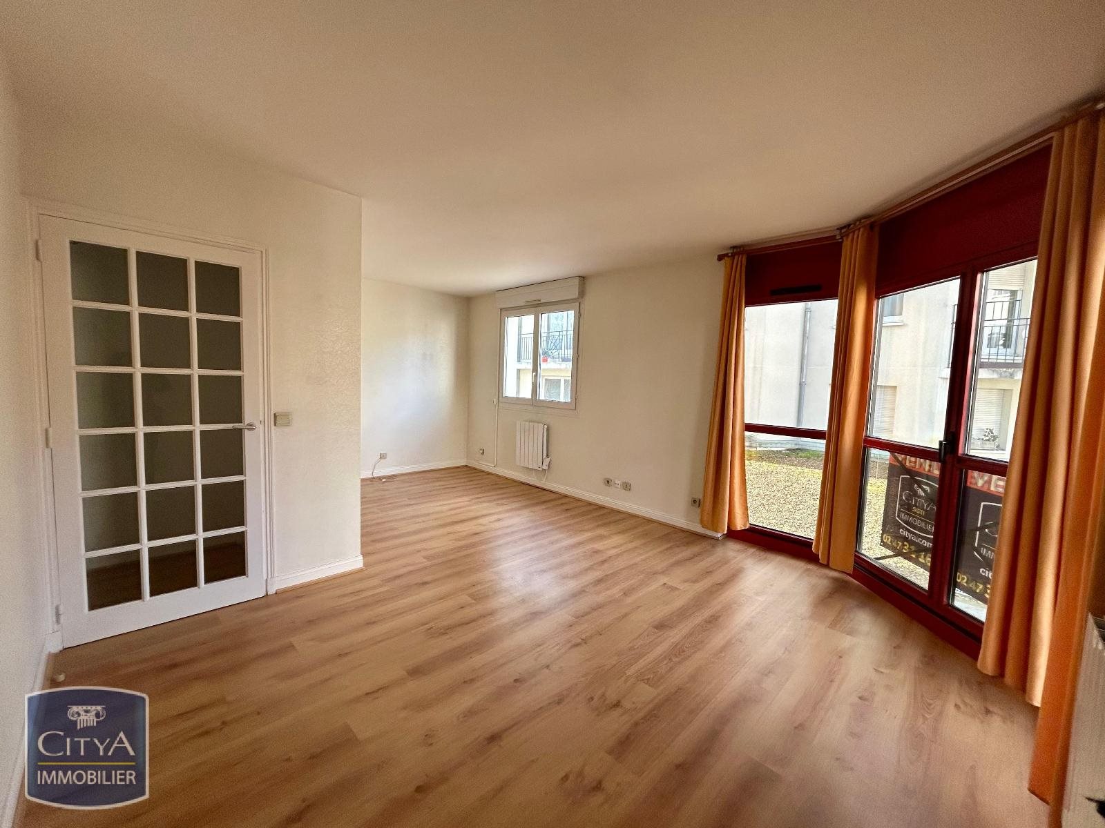 Appartement à louer, 32m², Tours