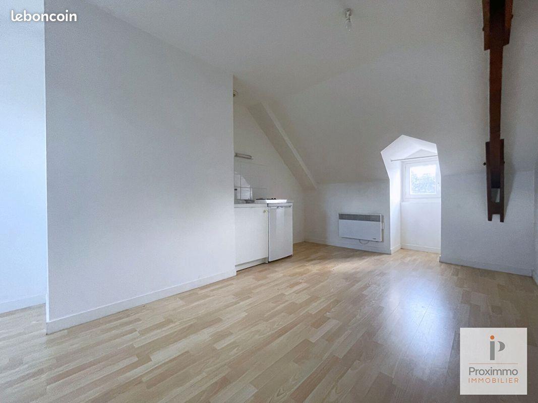 Appartement à louer, 35m², Bourg-des-Comptes