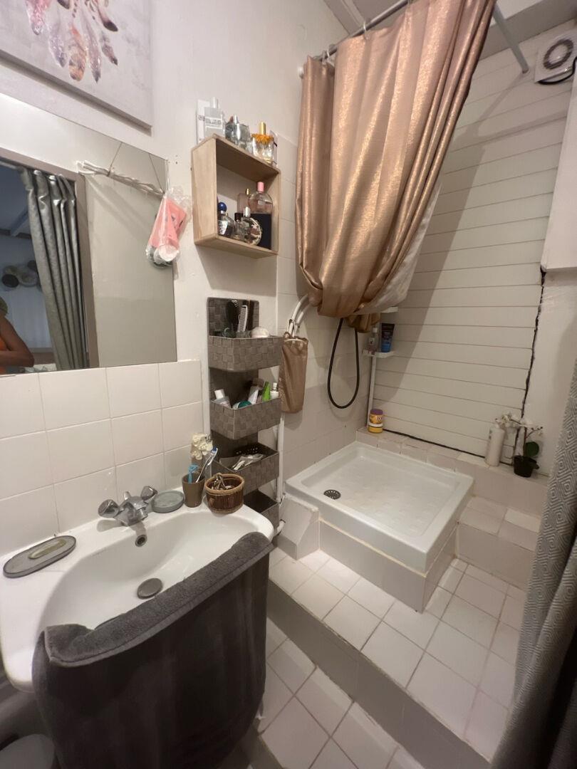 Appartement à louer, 25m², Marseille 11ème