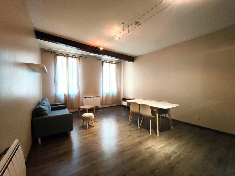 Appartement à louer, 52m², Réalmont