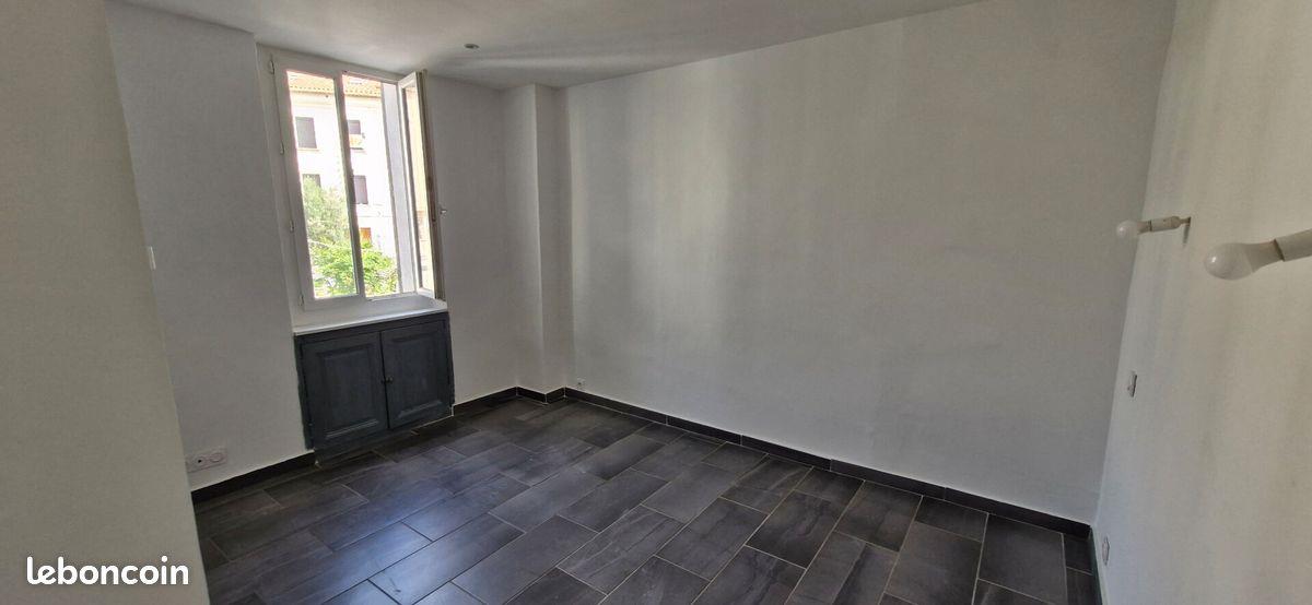 Appartement à louer, 63m², Toulon