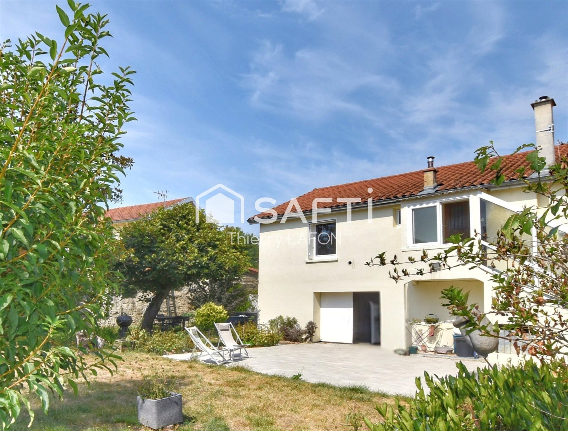Maison à vendre, 200m², Unias