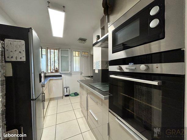 Appartement à louer, 53m², Toulon