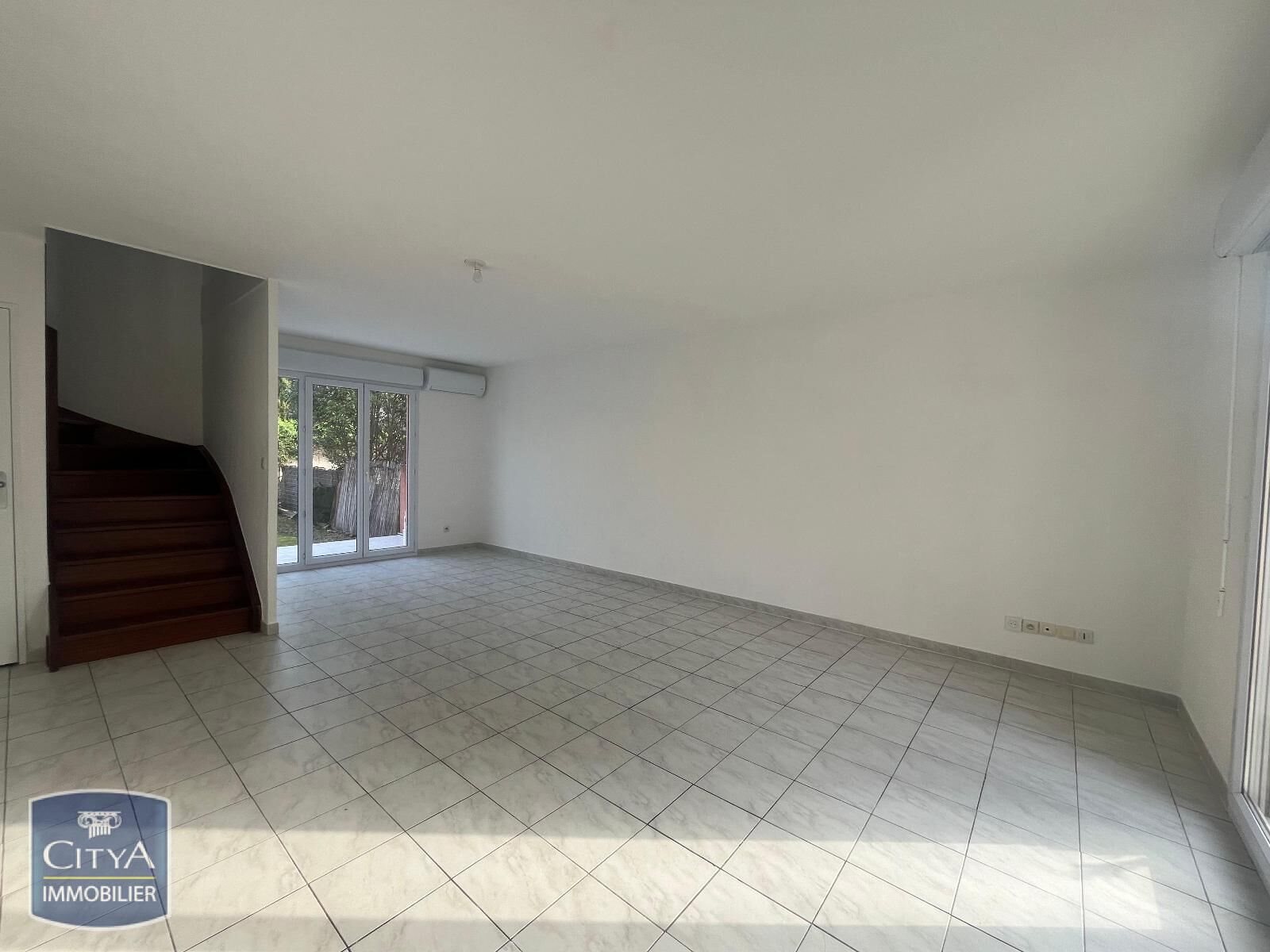 Maison à louer, 86m², Nîmes