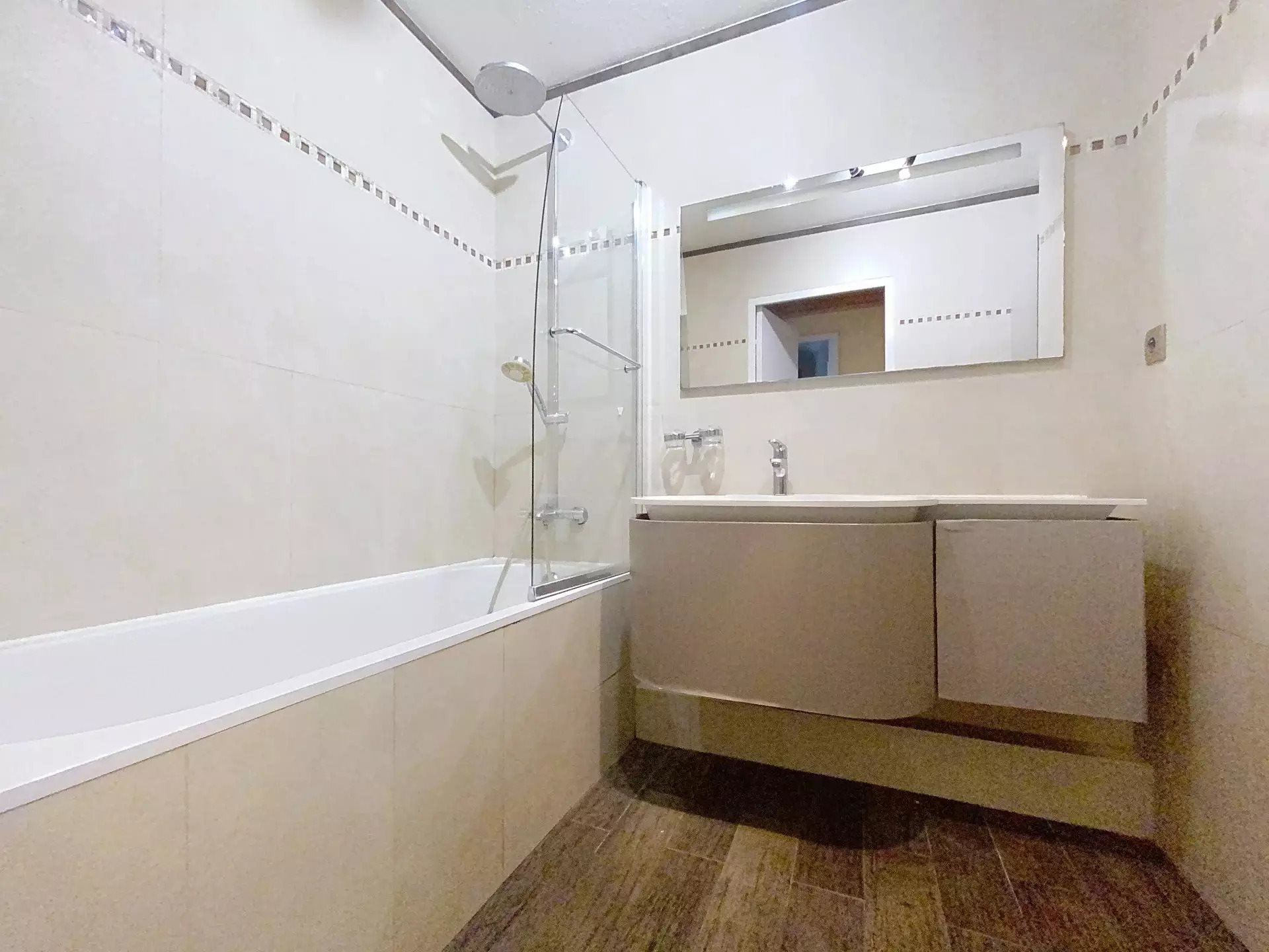 Appartement à louer, 70m², Nice