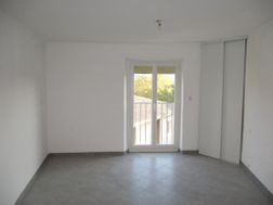 Appartement à louer, 65m², Sablet
