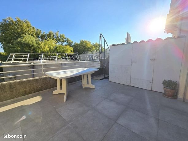 Appartement à louer, 40m², Saint-Martin-de-Crau