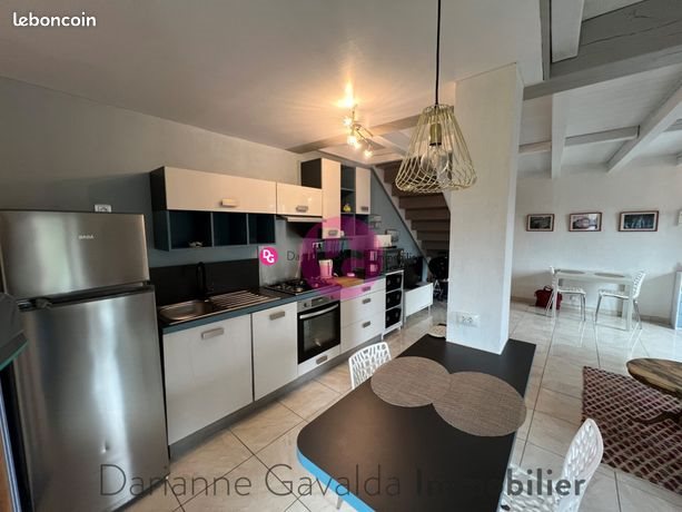 Appartement à louer, 50m², Saint-Parthem