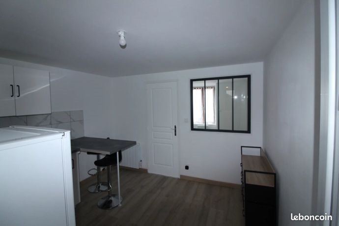 Appartement à louer, 18m², Belley