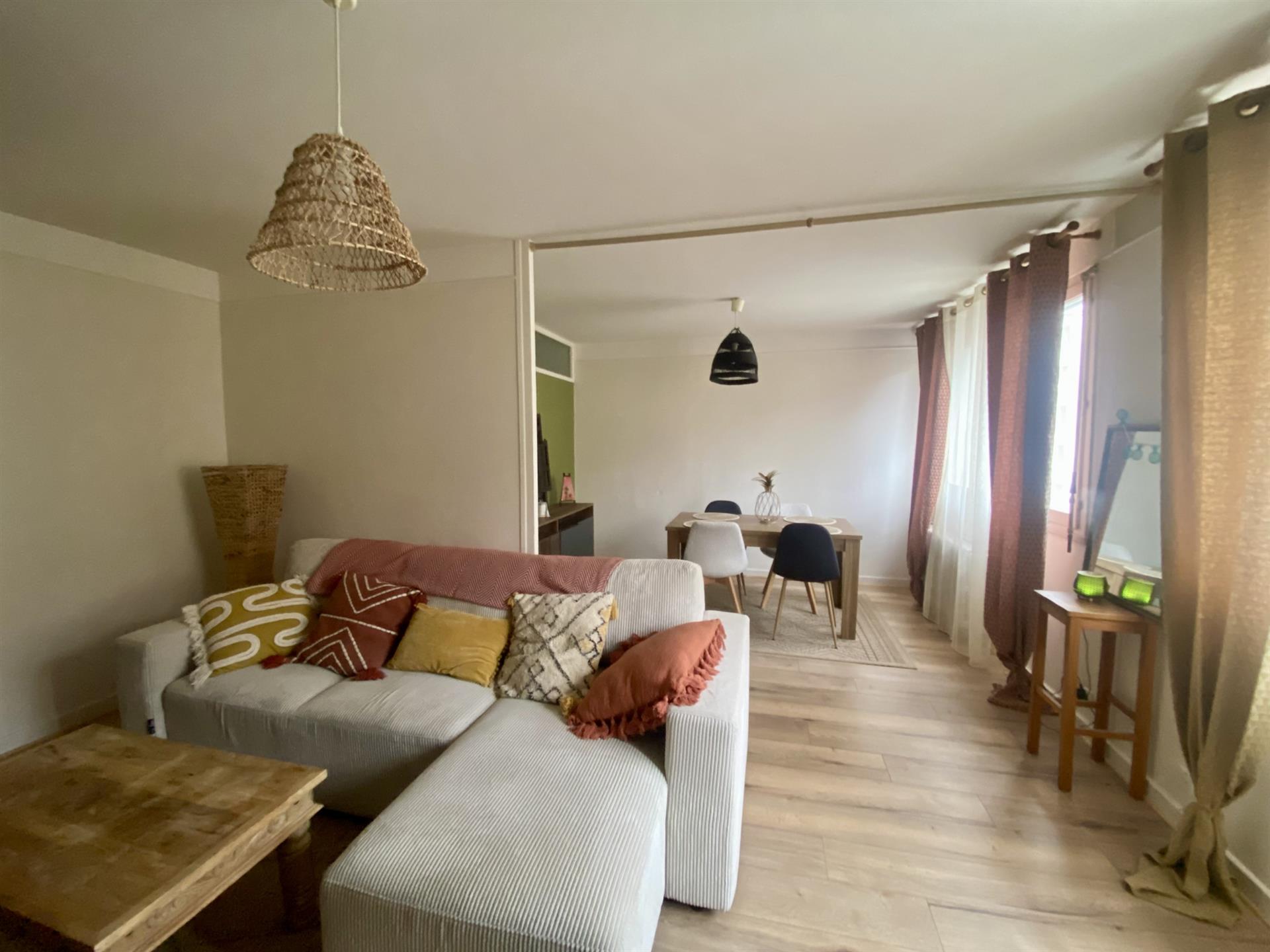 Appartement à vendre, 61m², Saint-Etienne