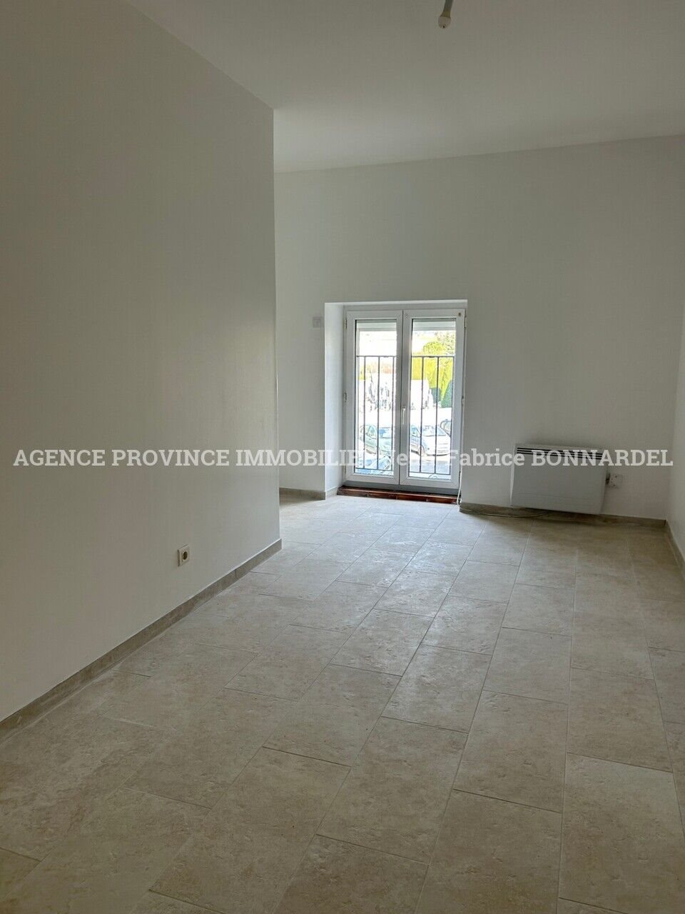 Appartement à louer, 60m², Valréas