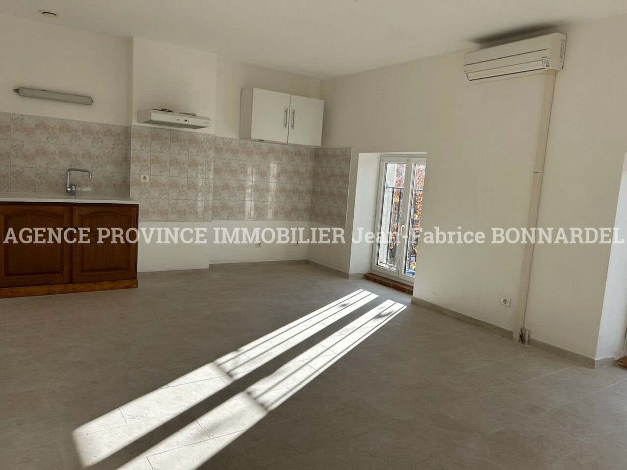 Appartement à louer, 60m², Valréas