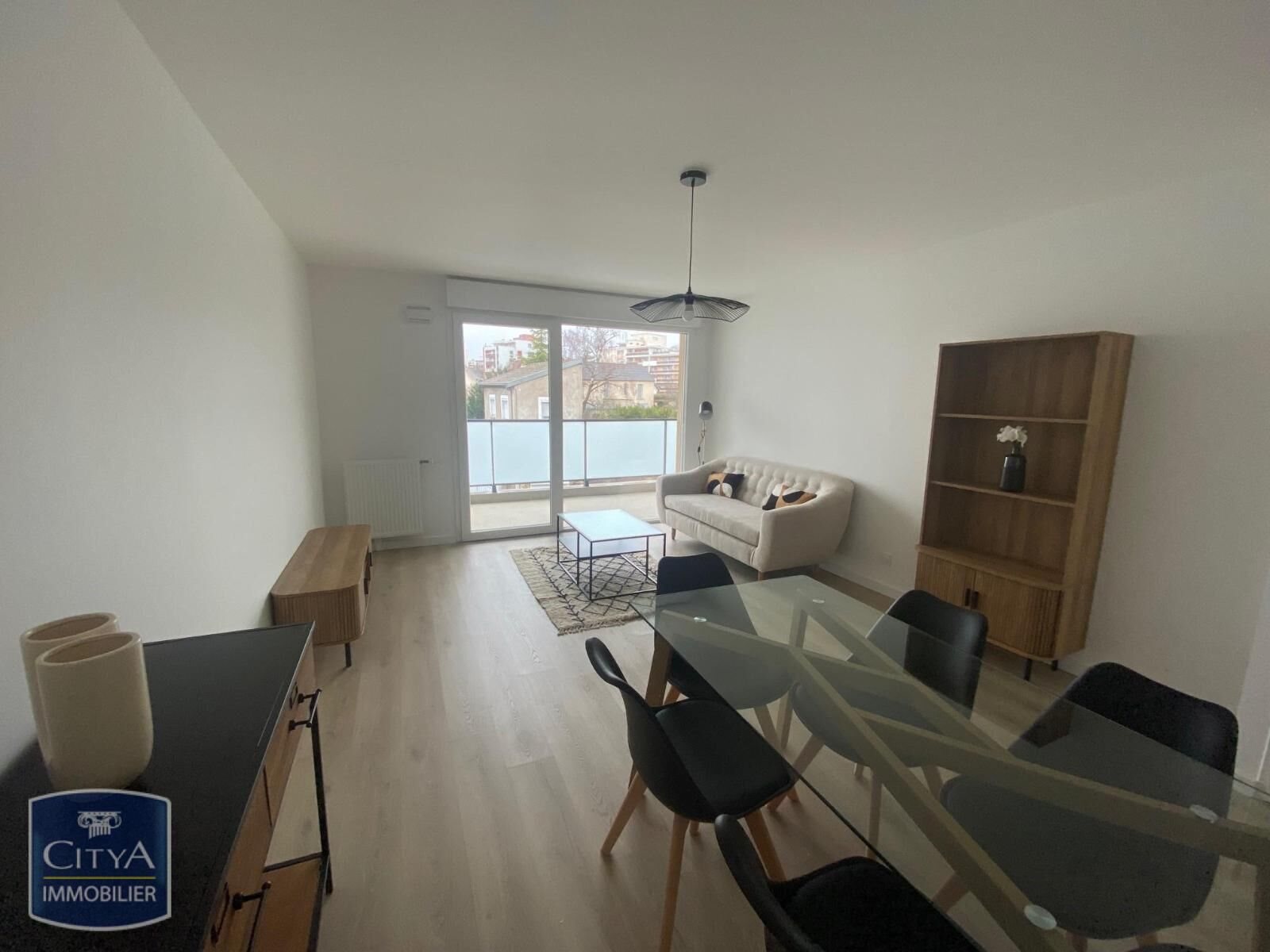 Appartement à louer, 73m², Talant