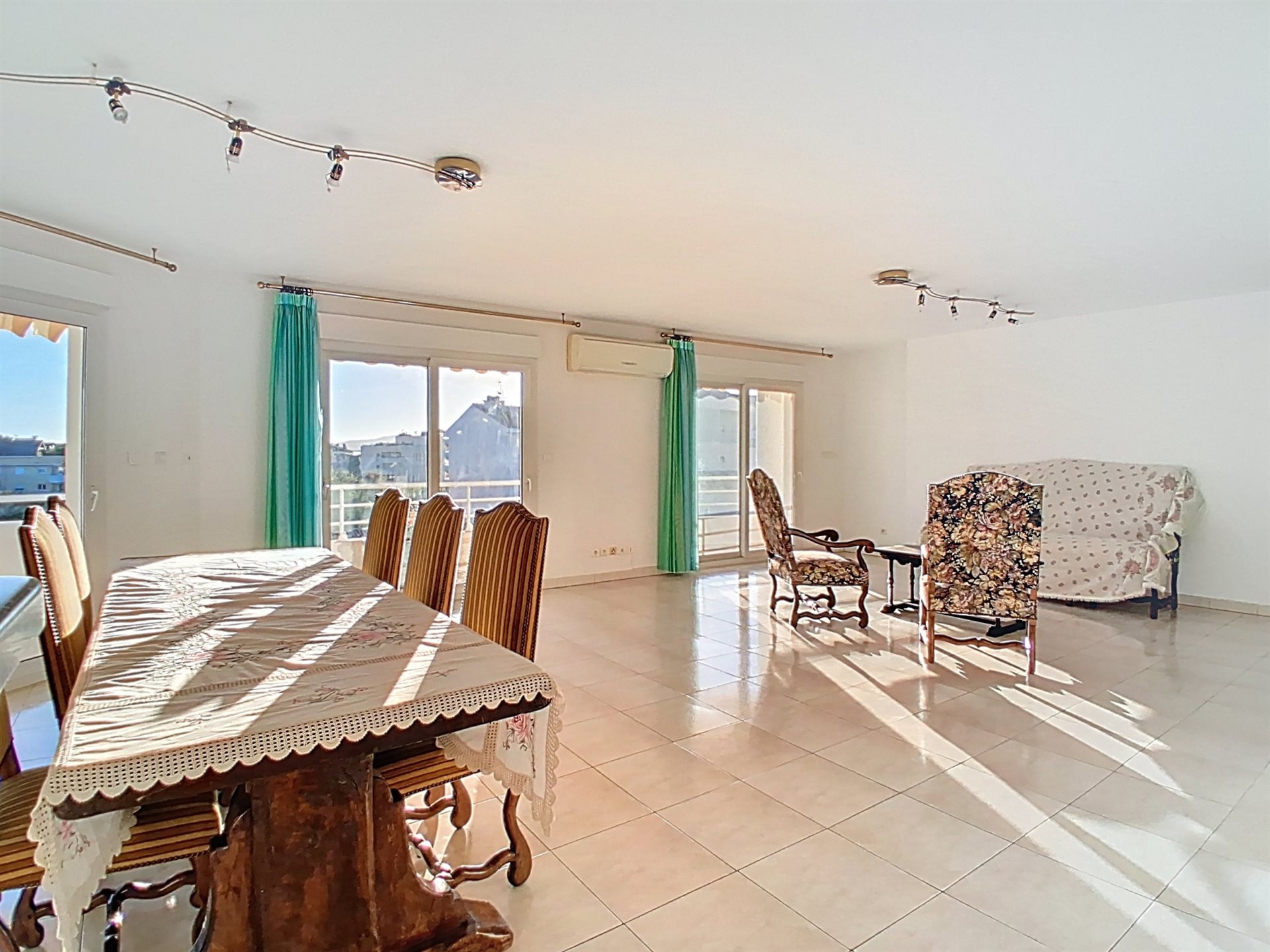 Appartement à vendre, 130m², Saint-Raphaël