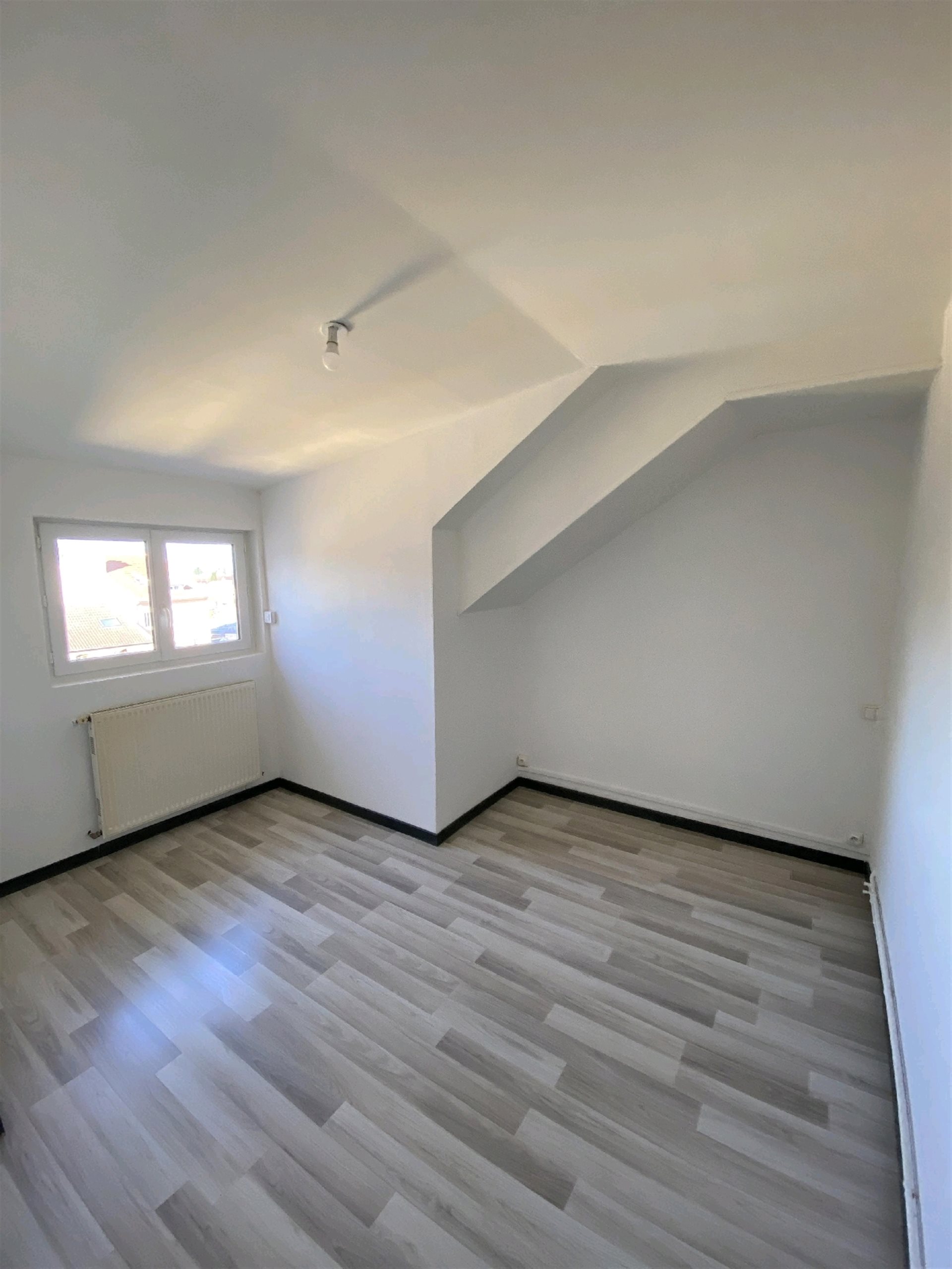 Appartement à louer, 64m², Digoin