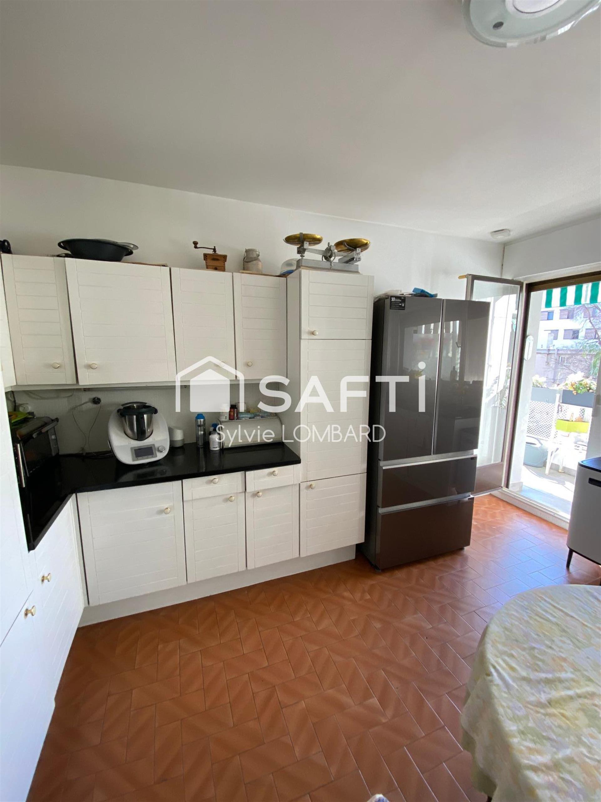 Appartement à vendre, 138m², Marseille 8ème