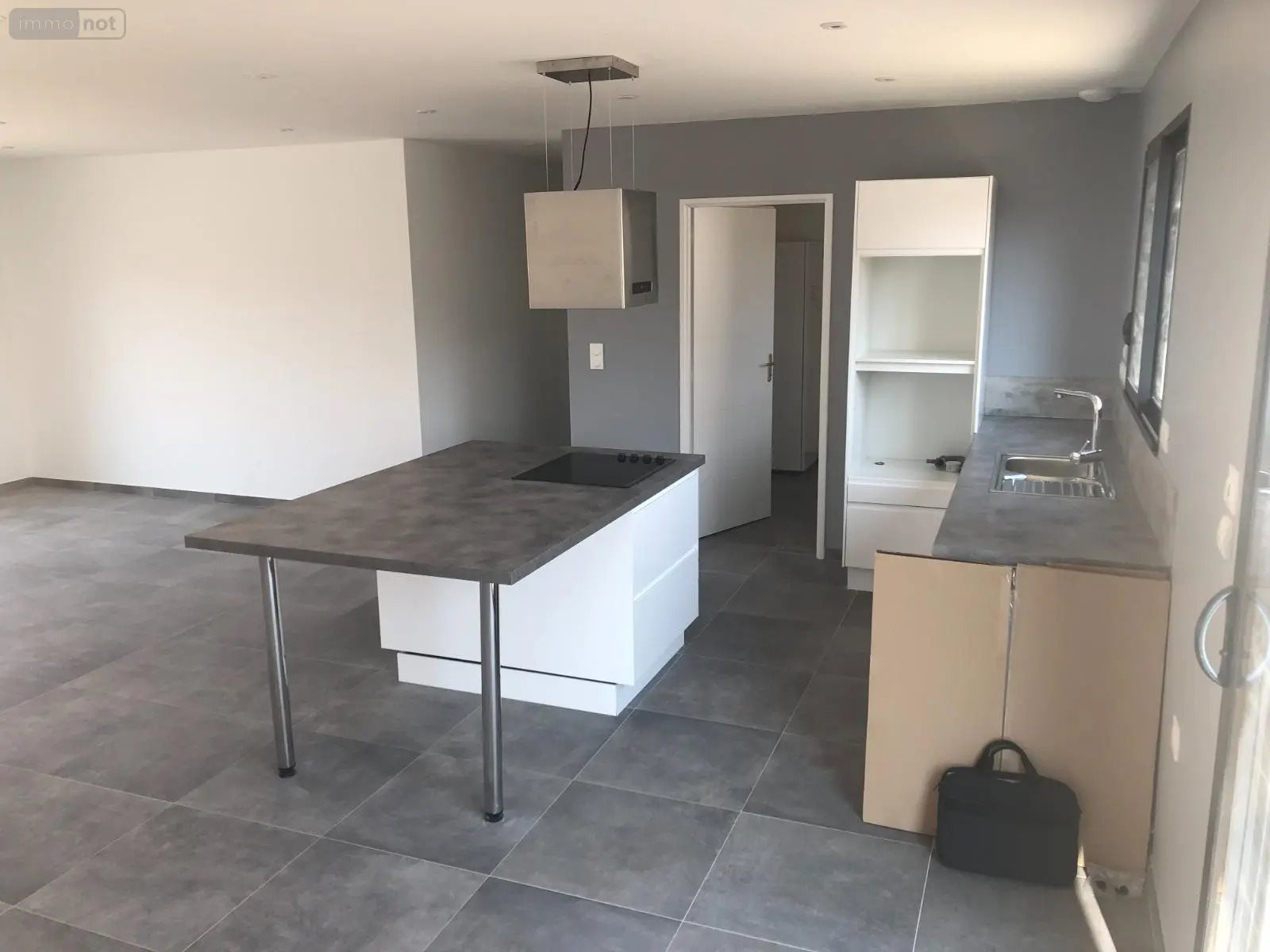 Maison à louer, 135m², Ormes