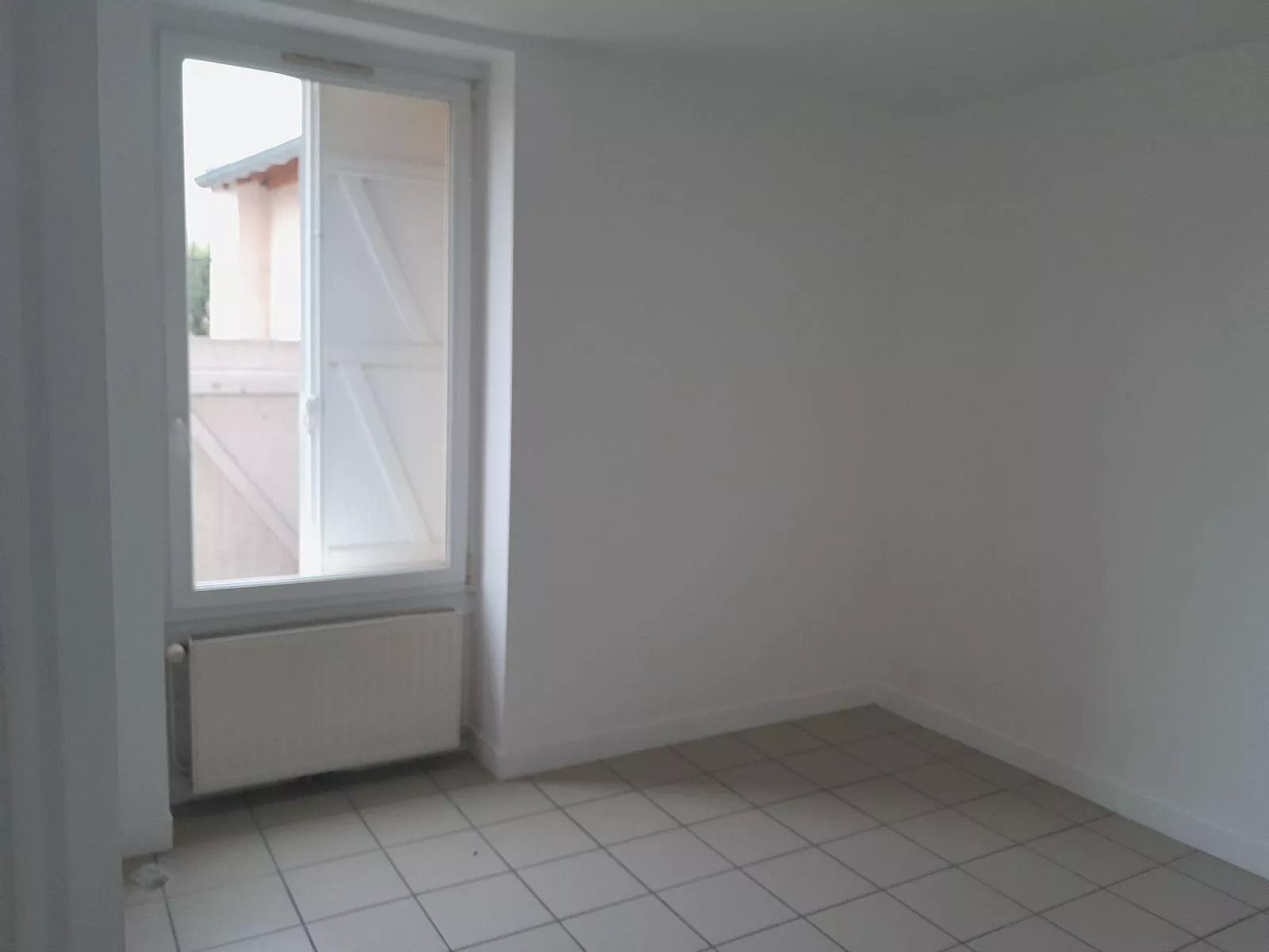 Appartement à louer, 60m², Amplepuis