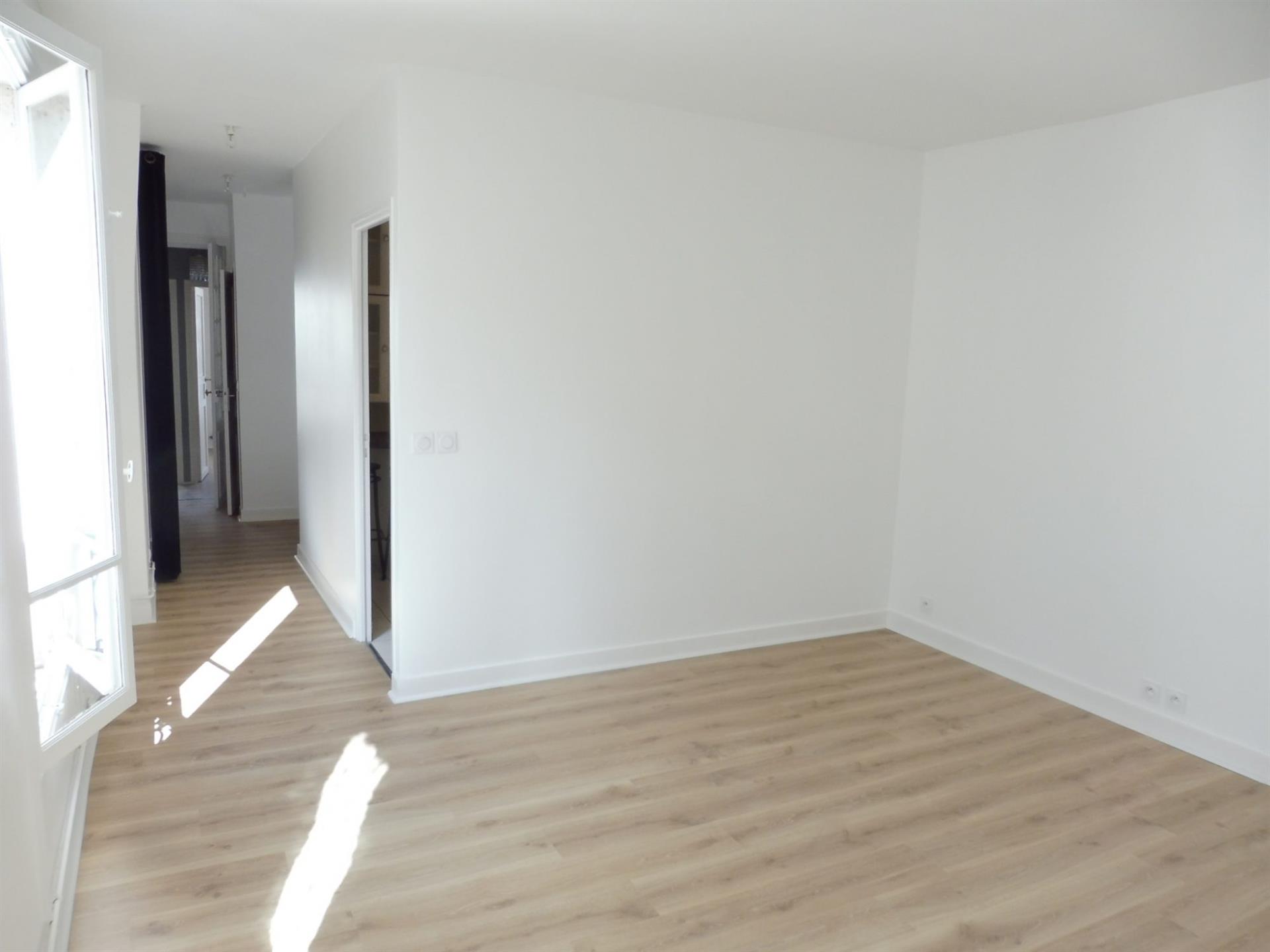 Appartement à louer, 77m², Paris 17ème