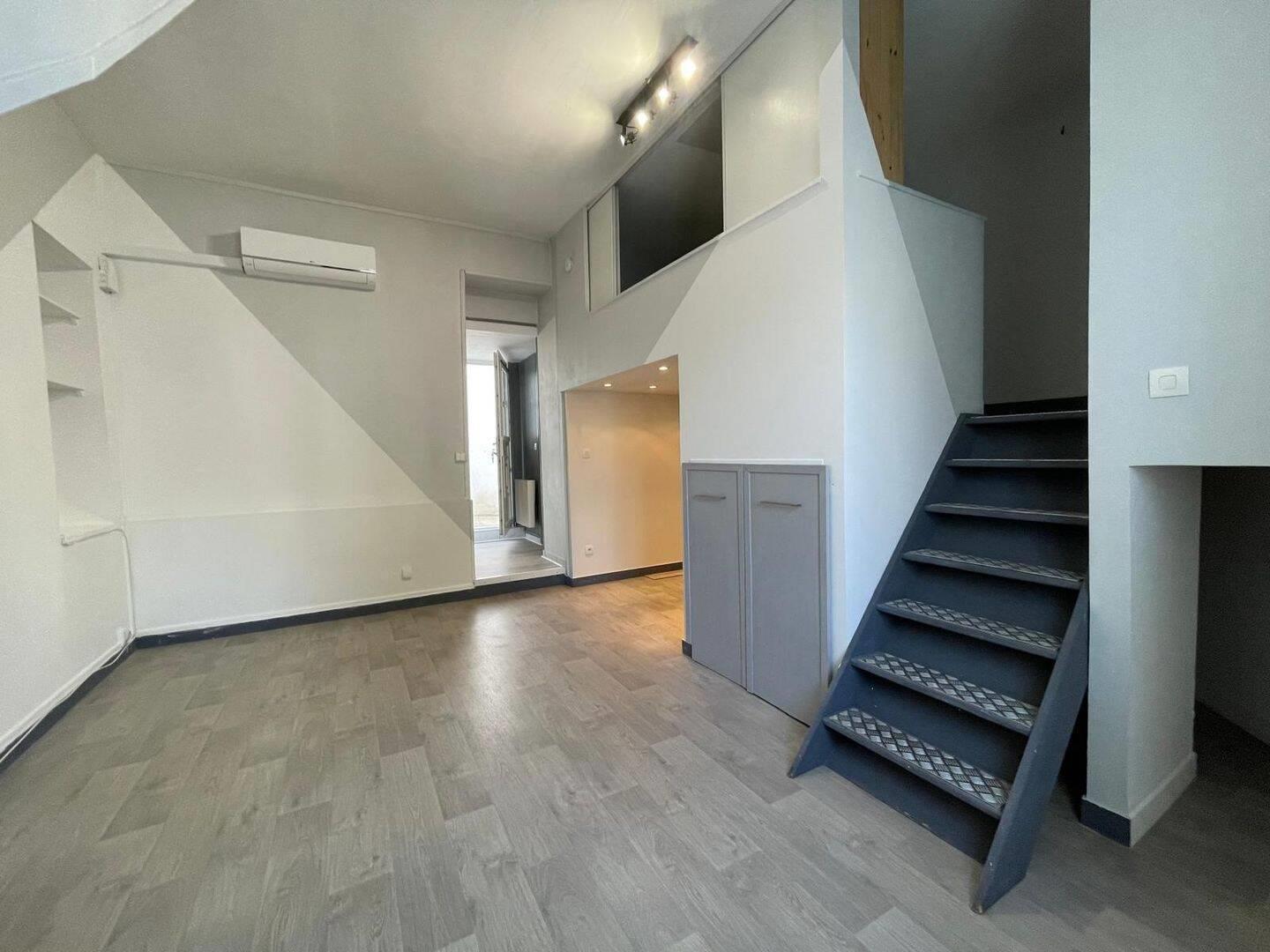 Appartement à louer, 29m², Tours