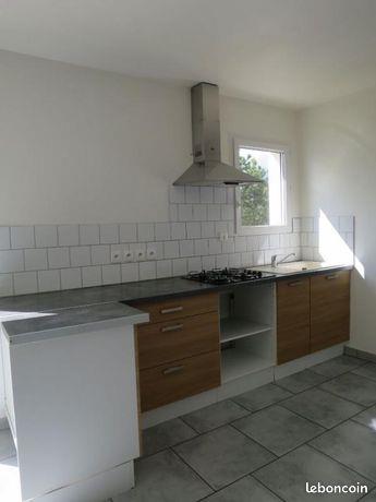 Maison à louer, 83m², Villeneuve-de-Berg