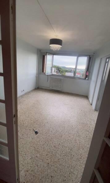 Appartement à louer, 75m², Marseille 15ème
