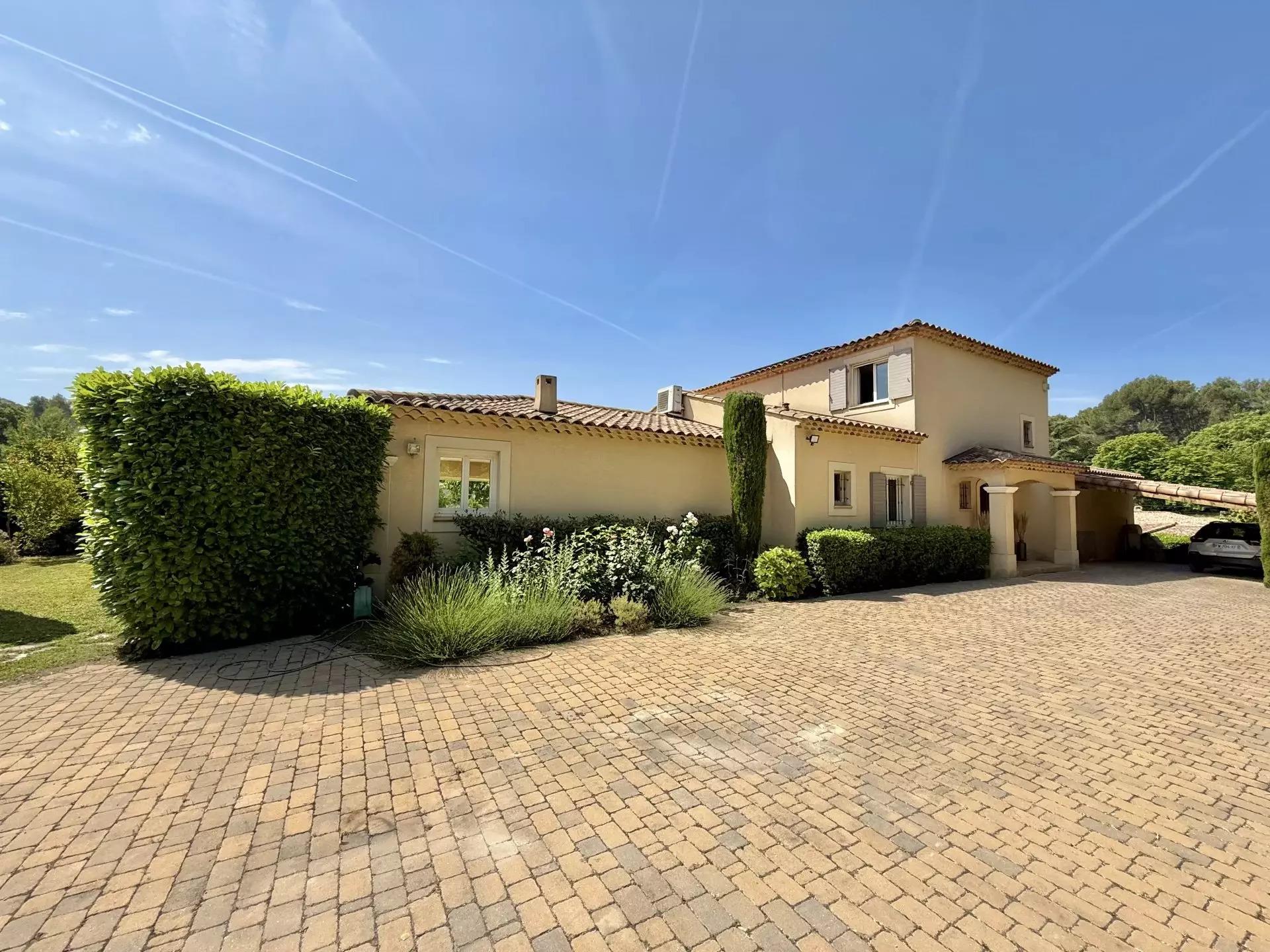 Maison à vendre, 386m², Aix-en-Provence
