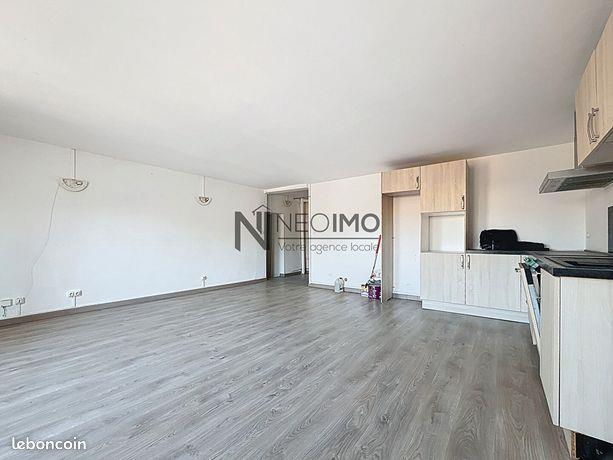 Appartement à vendre, 96m², Neufchâteau