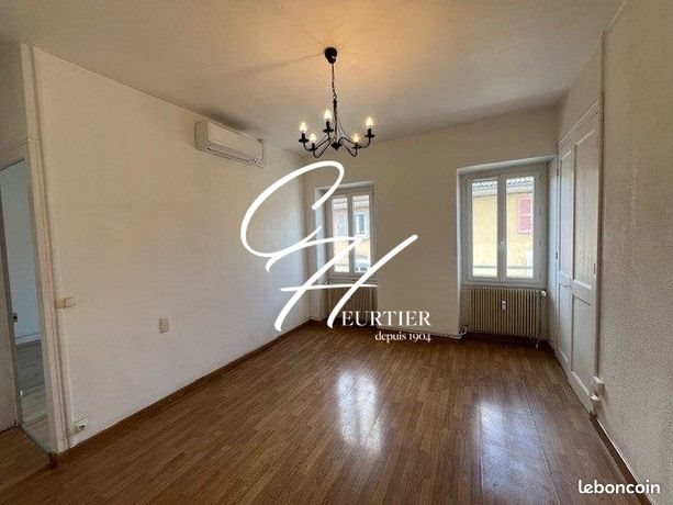 Appartement à louer, 53m², Rives