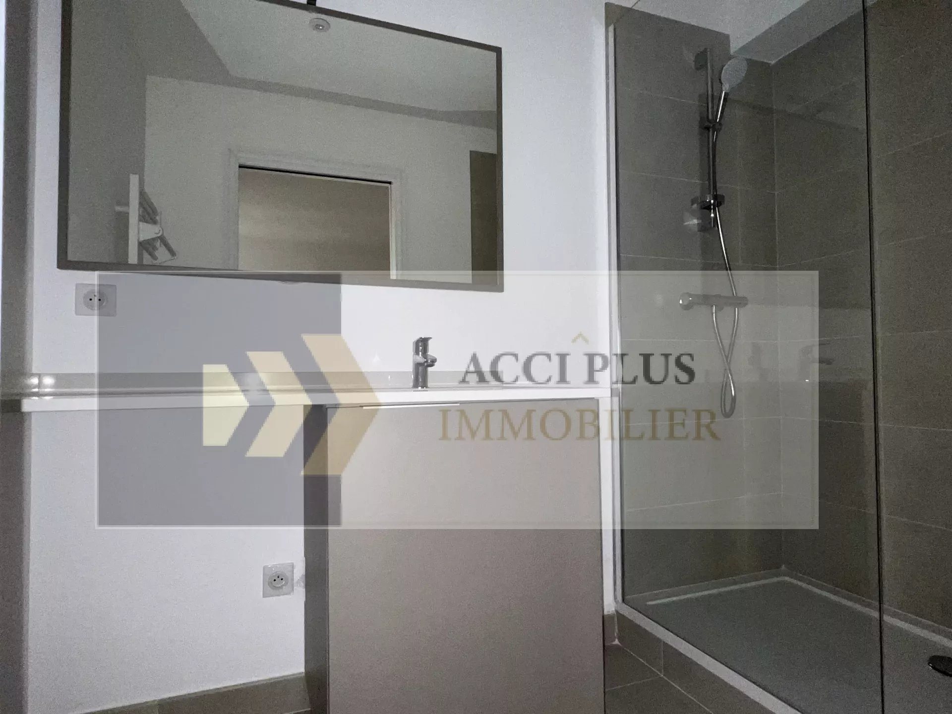 Appartement à louer, 50m², Nîmes