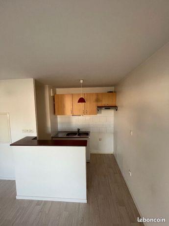 Appartement à louer, 49m², Questembert
