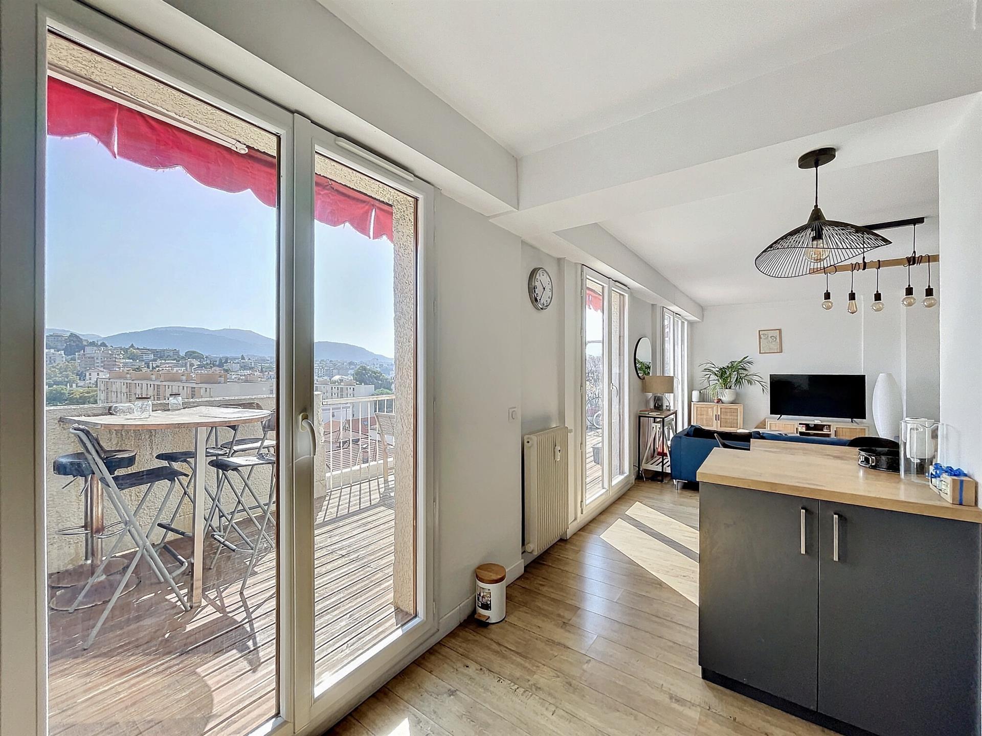 Appartement à vendre, 73m², Nice