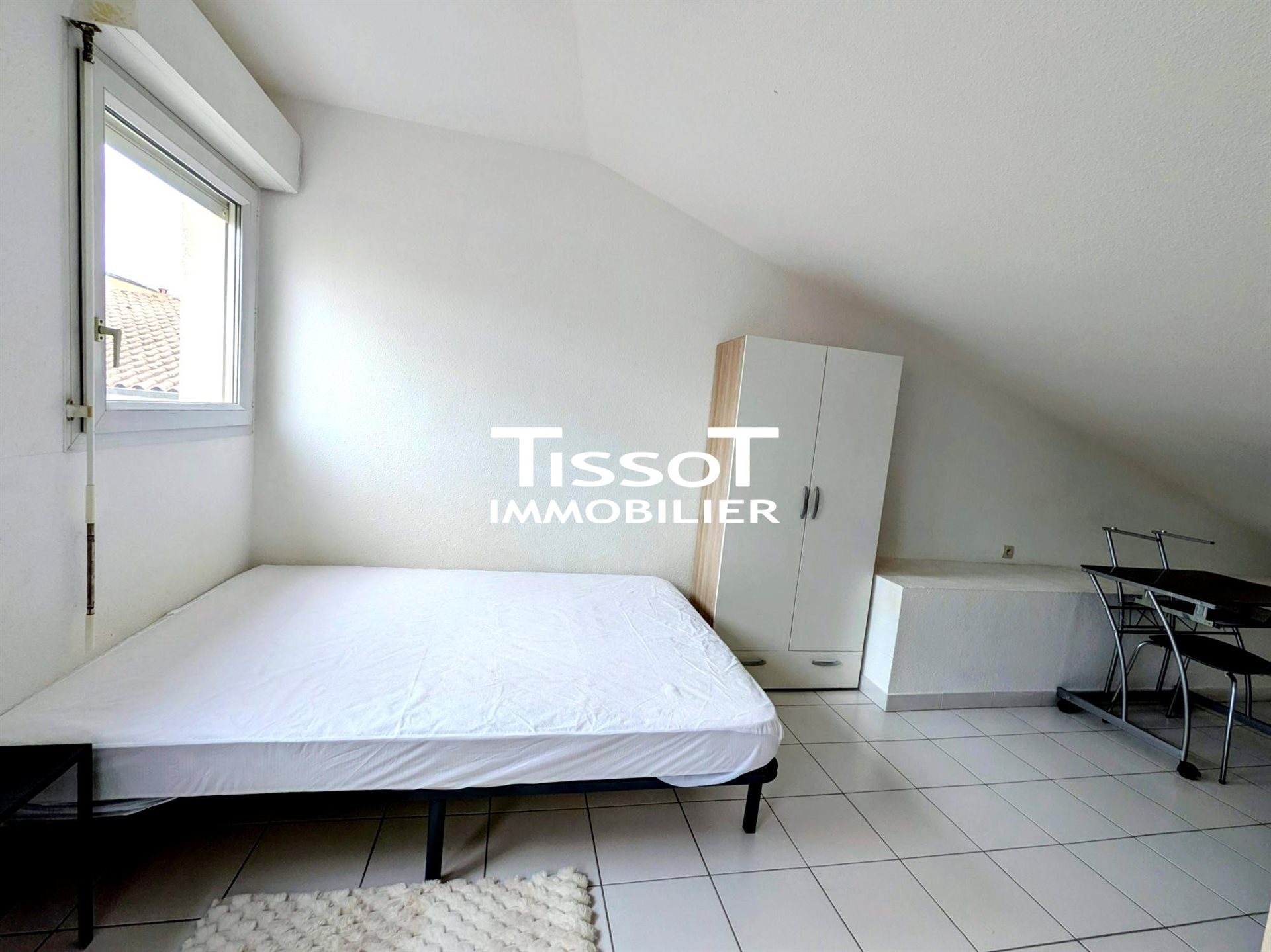 Appartement à louer, 32m², Nîmes