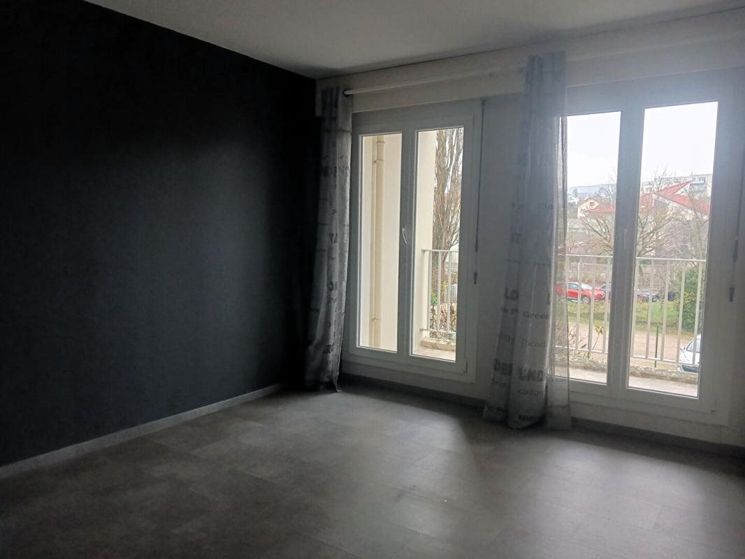 Appartement à louer, 34m², Lons-le-Saunier