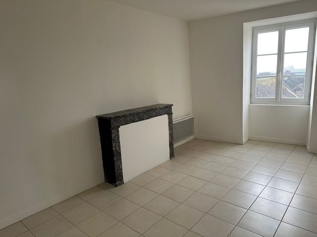 Appartement à louer, 72m², Joigny