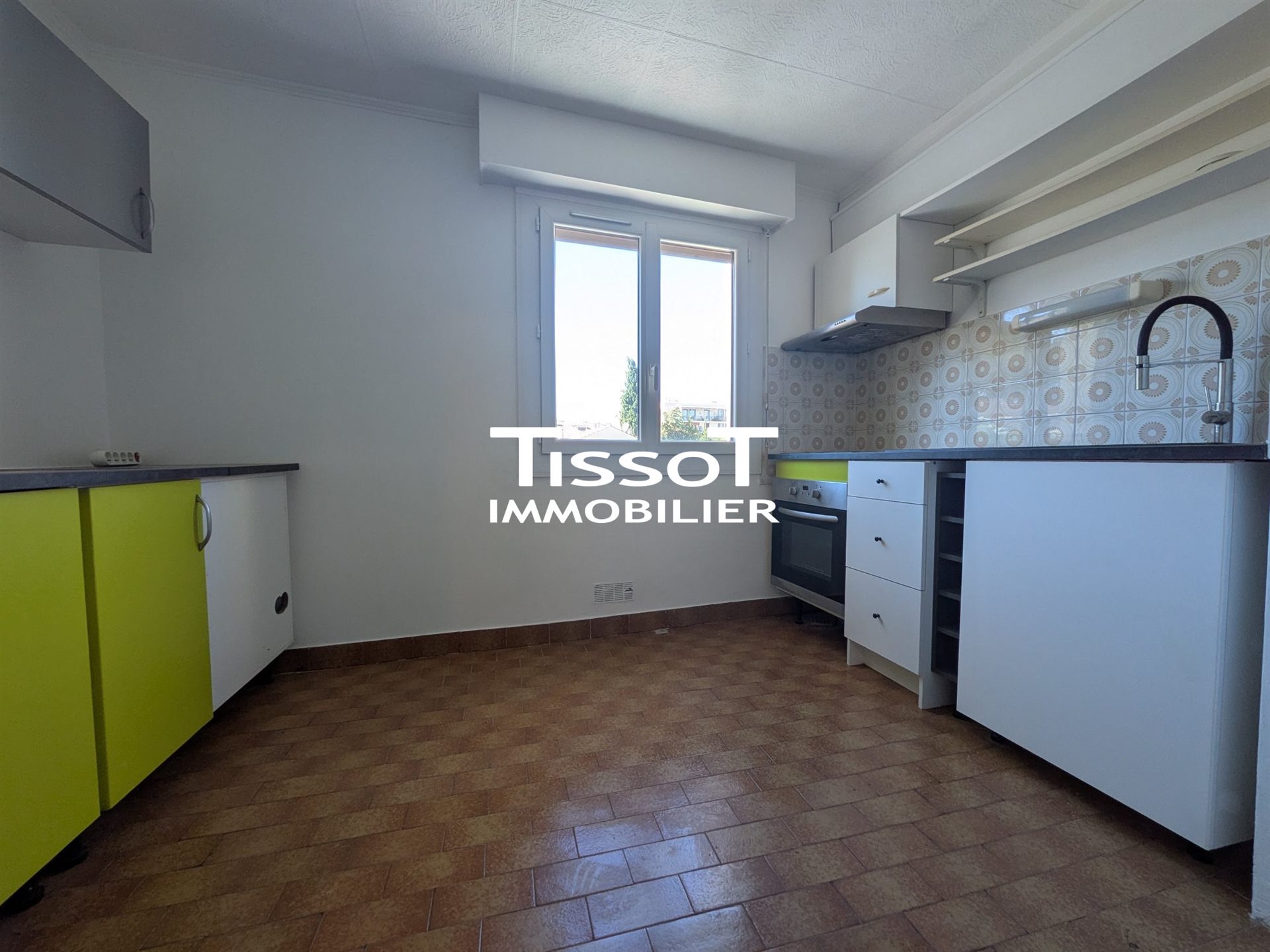 Appartement à louer, 77m², Nîmes