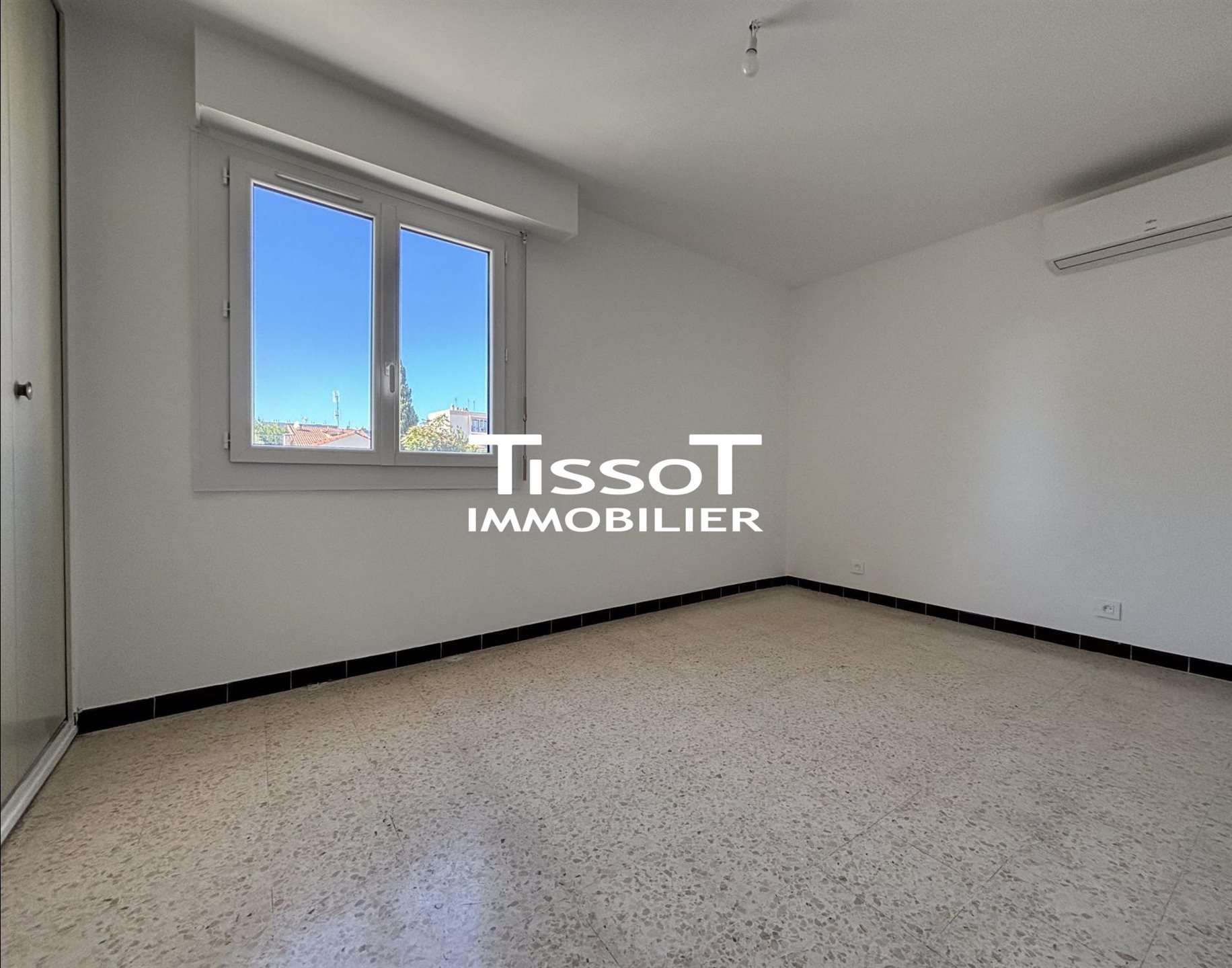 Appartement à louer, 77m², Nîmes