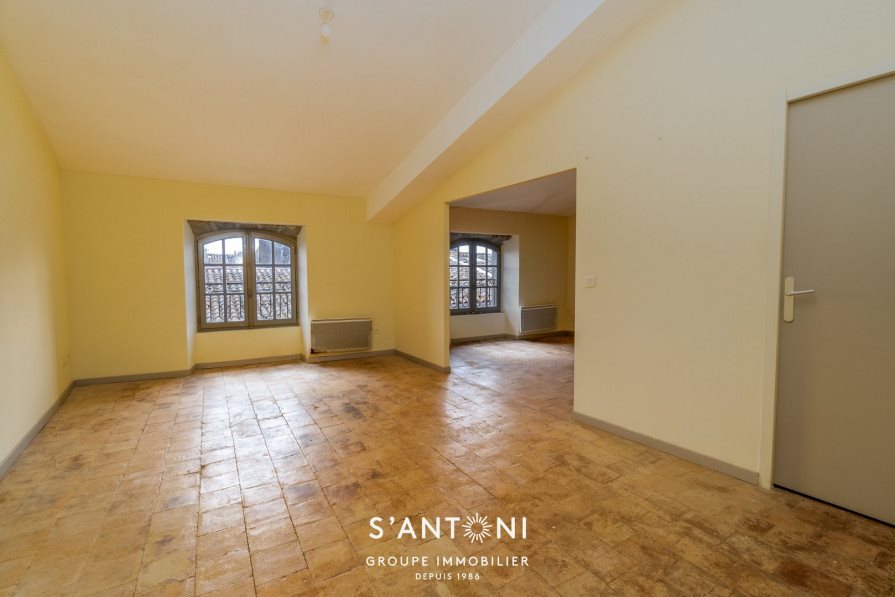 Appartement à vendre, 81m², Bessan