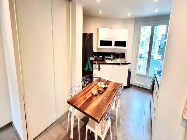 Appartement à vendre, 77m², Grenoble