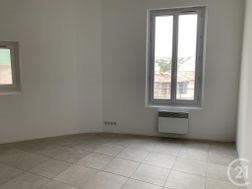 Appartement à louer, 46m², Forcalquier