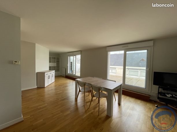 Appartement à louer, 83m², Tours