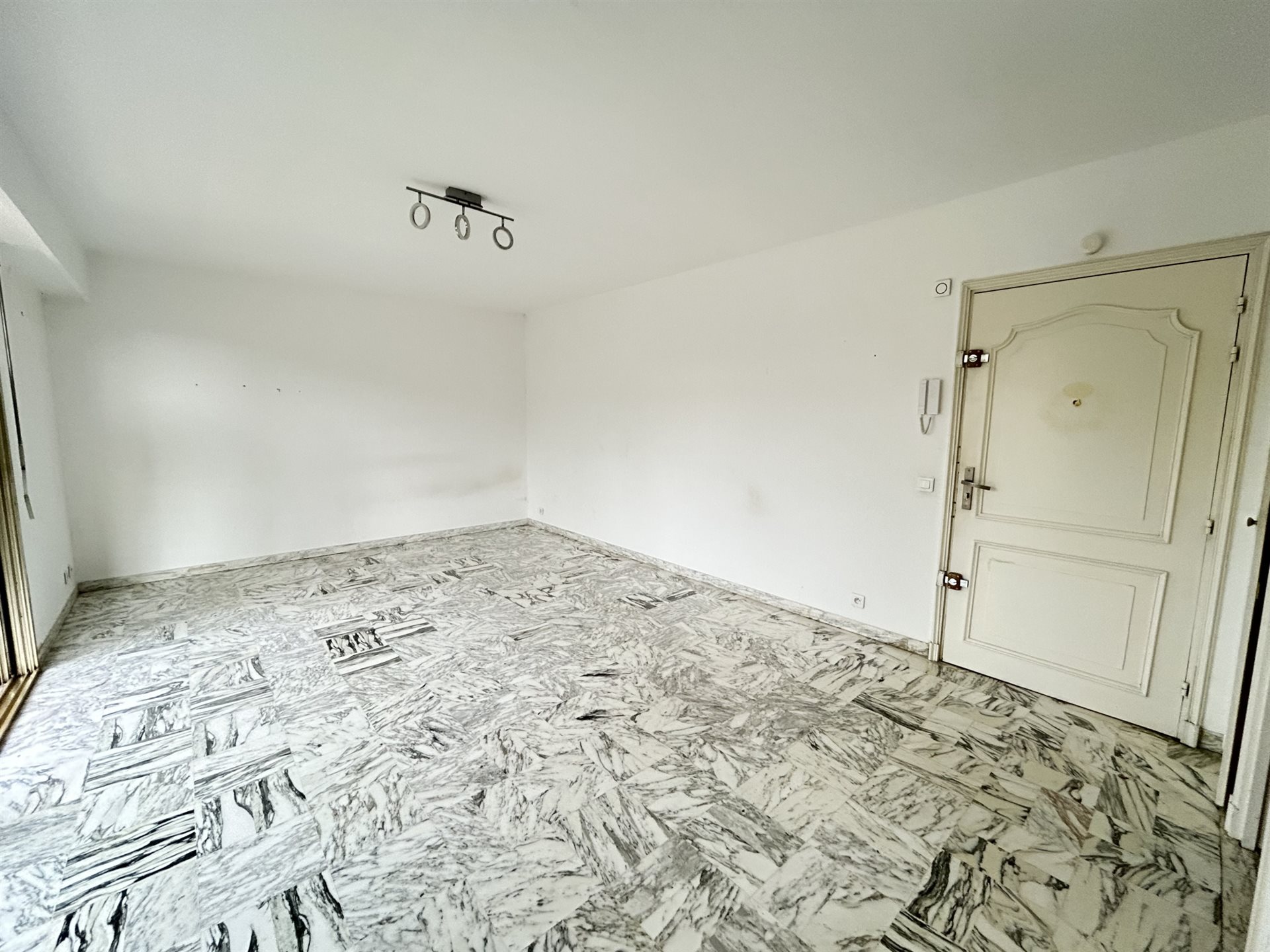 Appartement à louer, 30m², Nice