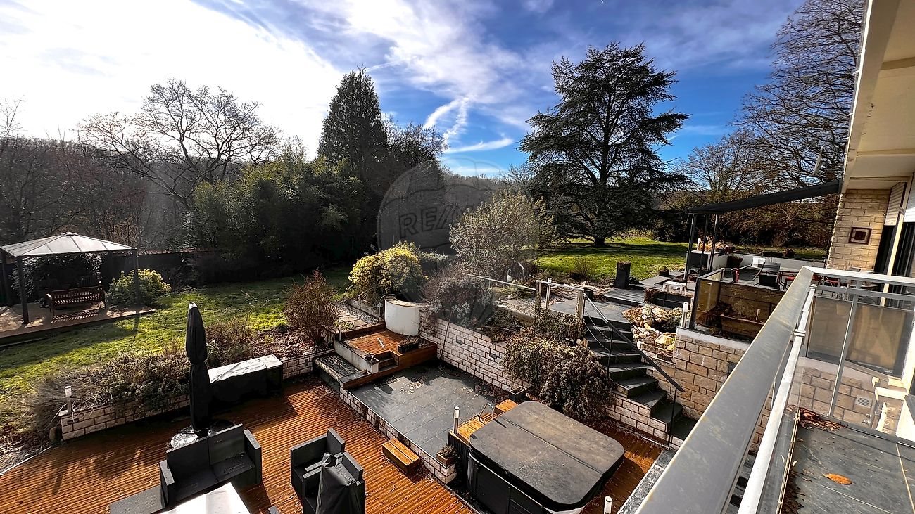 Maison à vendre, 373m², Longpont