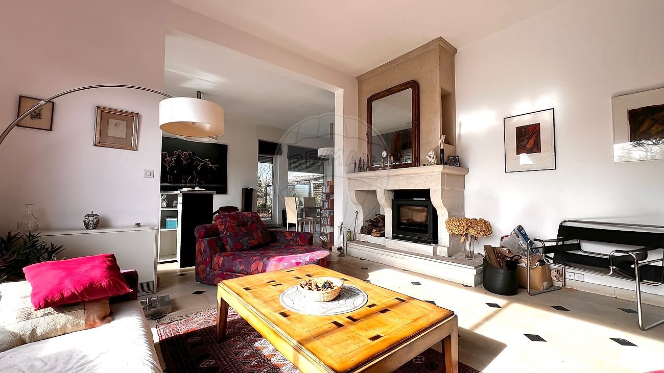 Maison à vendre, 373m², Longpont