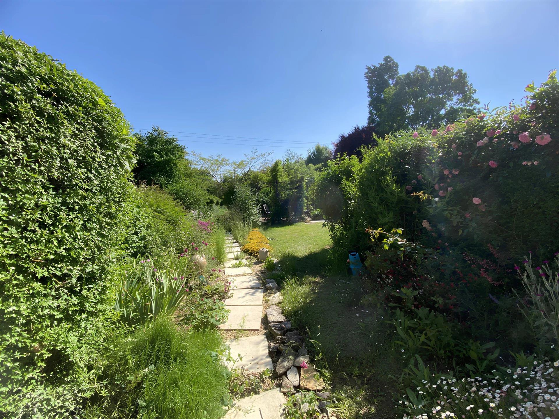 Maison à vendre, 248m², Lizant