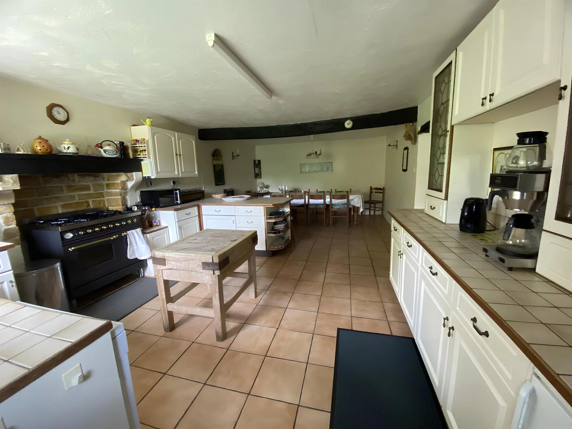 Maison à vendre, 248m², Lizant