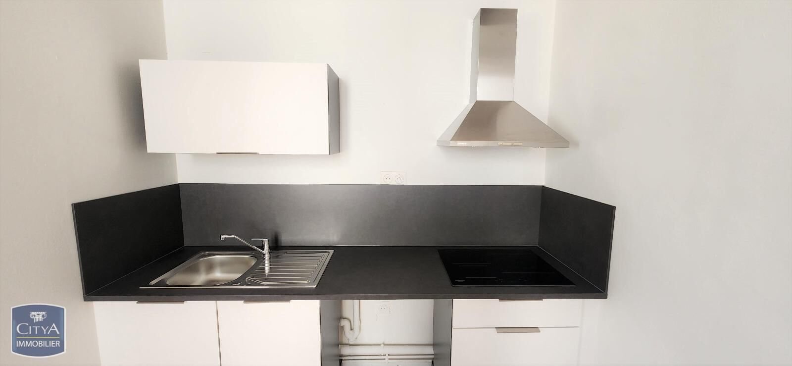 Appartement à louer, 74m², Laon