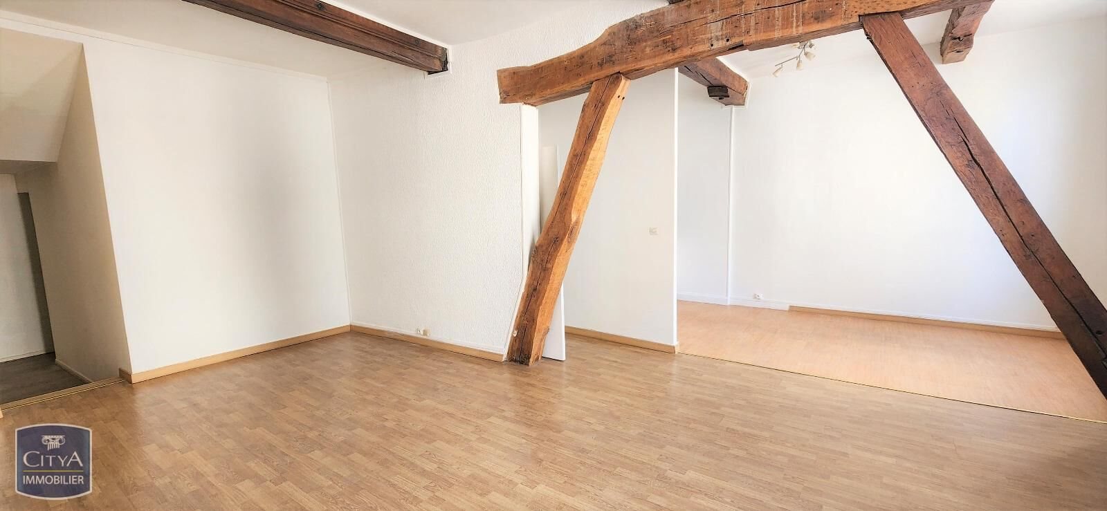 Appartement à louer, 74m², Laon